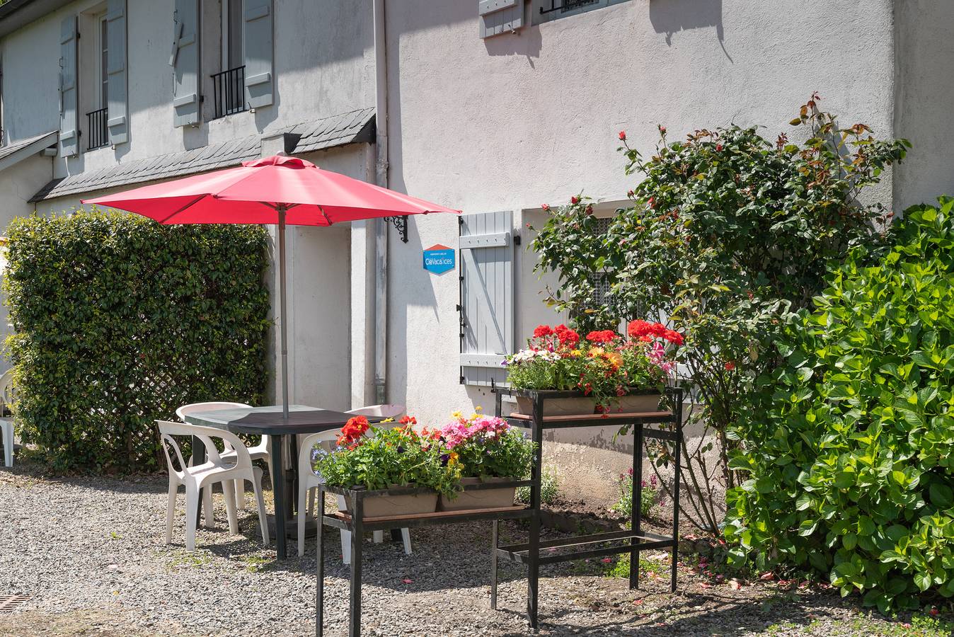 Appartement entier, Appartement "Pibeste" avec vue sur les montagnes, jardin partagé et Wi-Fi in Argelès-Gazost, Pyrénées