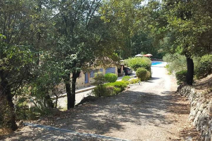 Villa + piscine privée in Le Thoronet, Région de Draguignan