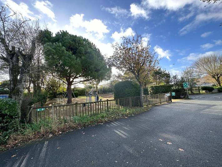 Camping pour 4 personnes, avec jardin et piscine à Saint-Pierre-d'Oléron - 4