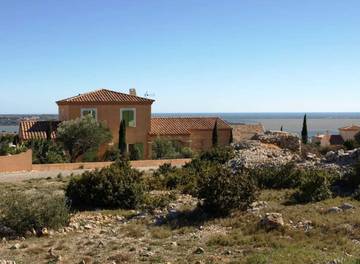 Gîte pour 8 personnes, avec piscine et jardin, animaux acceptés à Fitou