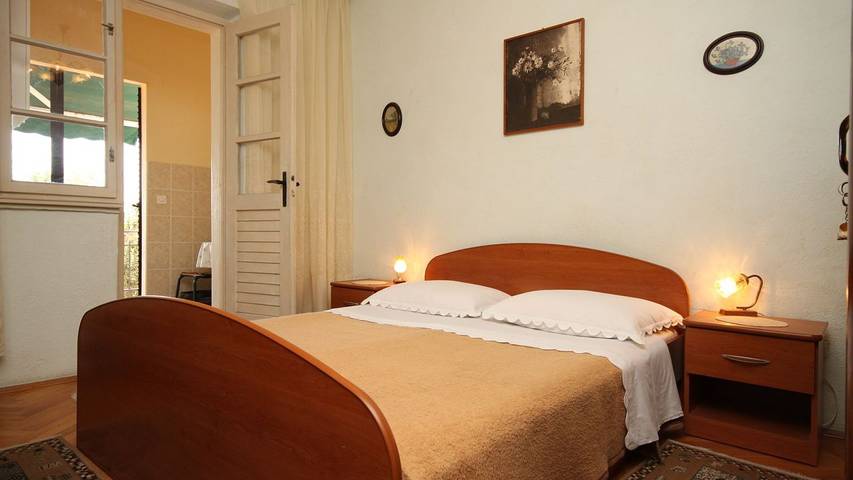 Studioleilighet for 2 personer, med utsikt og terrasse i Podgora