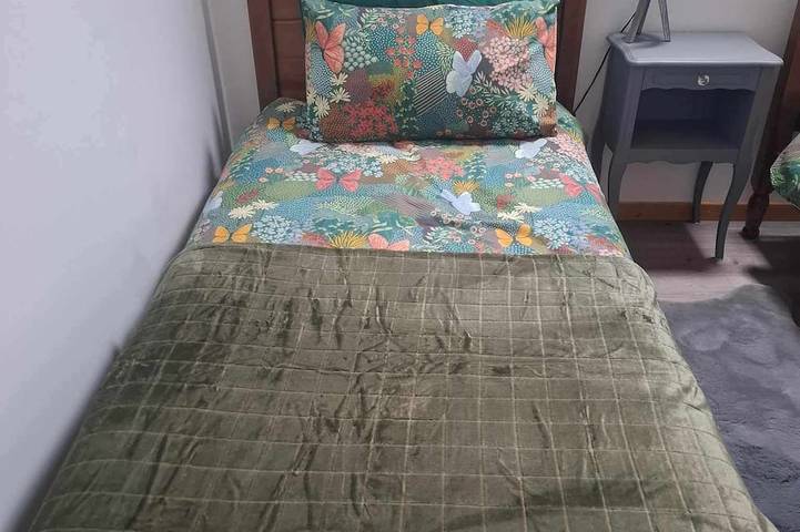 Location de vacances pour 8 personnes, avec jardin à Chaulieu - 3