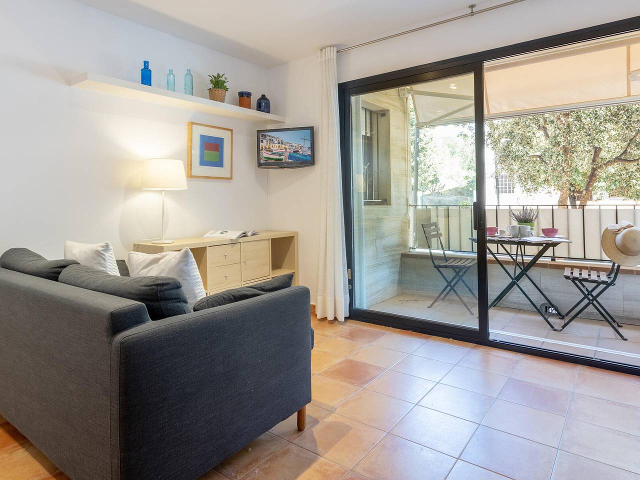 Appartement entier, Appartement avec terrasse à 50m de la plage à Calella de Palafrugell, Costa Brava in Calella de Palafrugell, Palafrugell