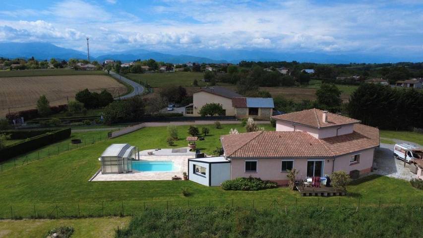 Villa pour 12 personnes, avec vue ainsi que jardin et piscine dans Haute-Garonne - 2
