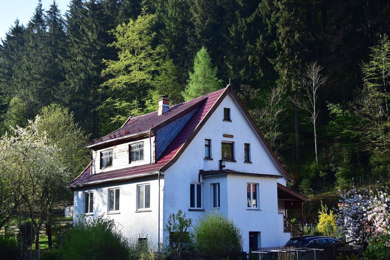 Ferienhaus Haus Waldberg mit großem Garten und überdachter Veranda in Unterschönau, Rennsteig