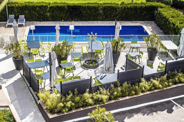 Hôtel pour 2 personnes, avec jardin et terrasse, animaux acceptés à Chalon-sur-Saône - 2