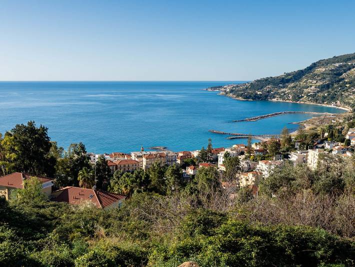 Gîte pour 4 personnes, avec terrasse et vue dans Ospedaletti - 2