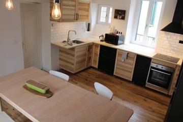 Gîte pour 8 personnes, avec balcon à Aubière