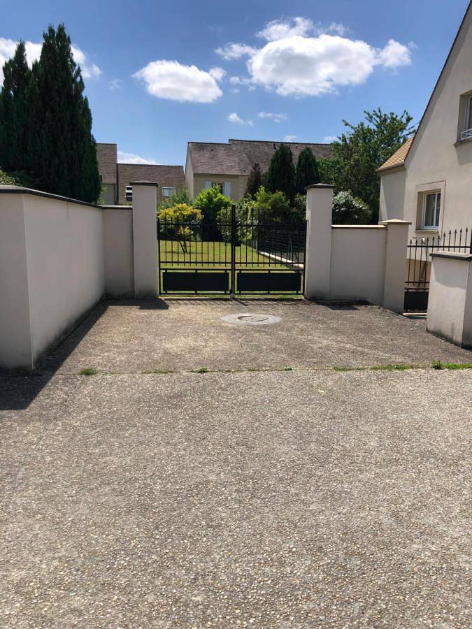 Gîte pour 2 personnes, avec terrasse à Luzarches - 2