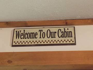 Log Cabin for 6 Guests in Blue Ridge Mountains, North Carolina, Picture 2