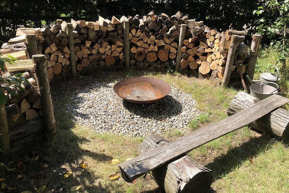 Romantic glamping cabin near beautiful Rye in Sussex Oriental