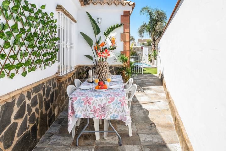 Casa Bombón - Casa Rural con Piscina Privada y Wi-Fi - Solo Familias in Vejer de la Frontera, Costa de la Luz