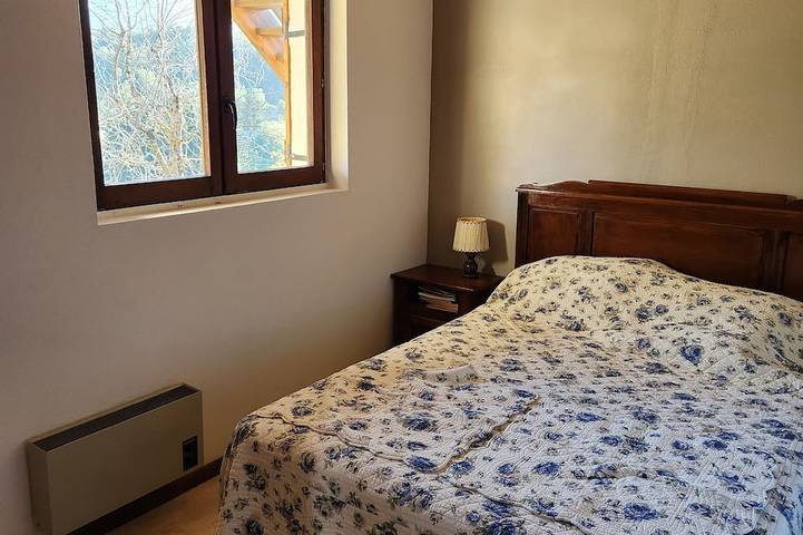 Gîte pour 9 personnes, avec jardin ainsi que balcon et sauna à La Morte - 2