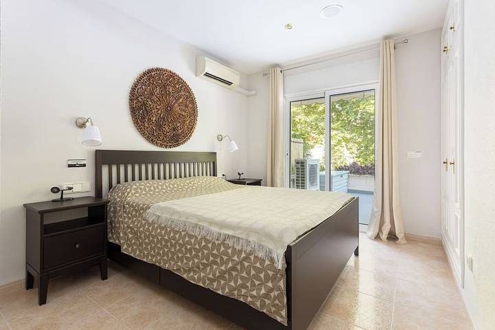Ganze Wohnung, Just 2 steps from San Pol Beach! SeaBreezeHeaven: Terrace BBQ, Sea & Pool Views in S'Agaró, Sant Feliu de Guíxols