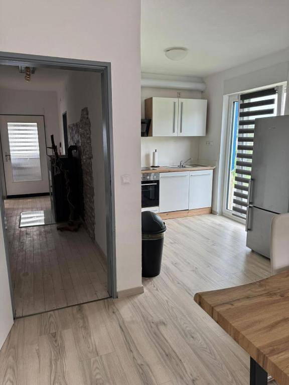 Ferienwohnung für 7 Personen, mit Garten und Ausblick in Ransbach-Baumbach