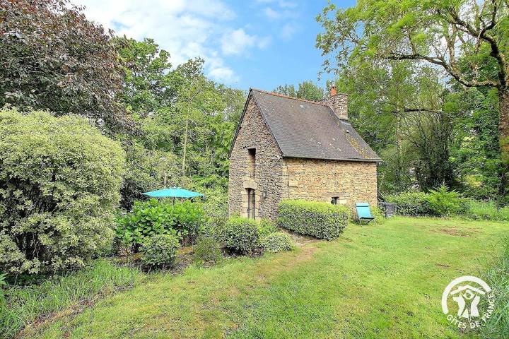 Gîte pour 2 personnes, avec terrasse et jardin à Saint-Samson-sur-Rance