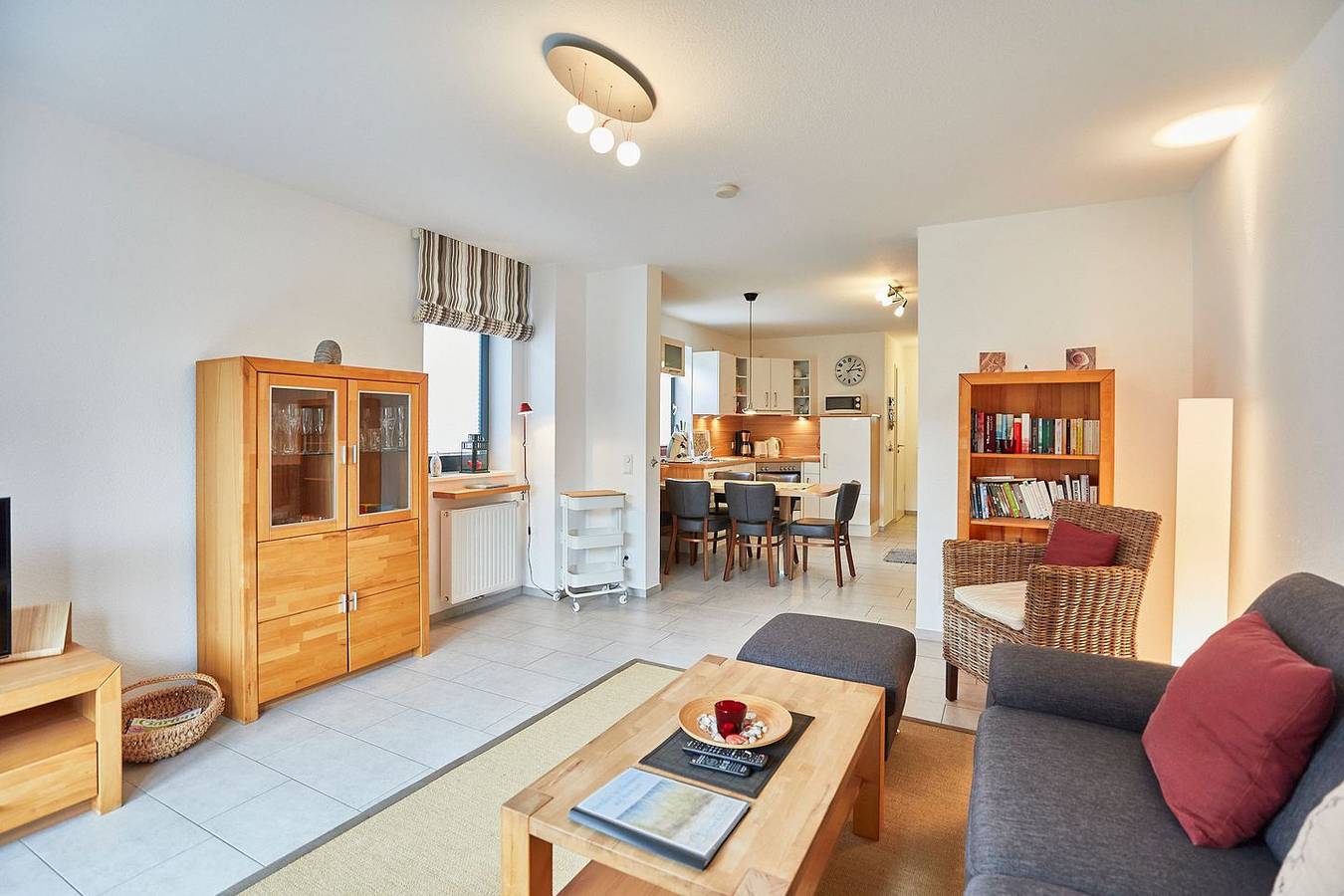 Großzügig geschnittene und modern eingerichtete Wohnung im Orskern. in Borkum