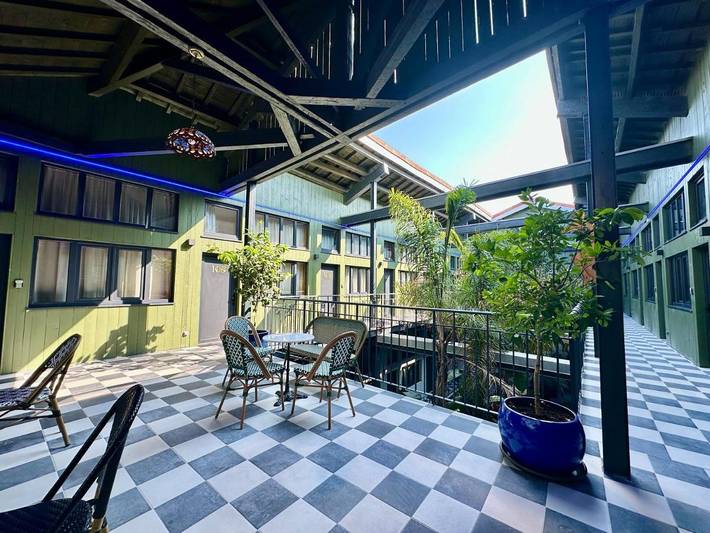 Appart’hôtel pour 2 personnes, avec terrasse et jardin