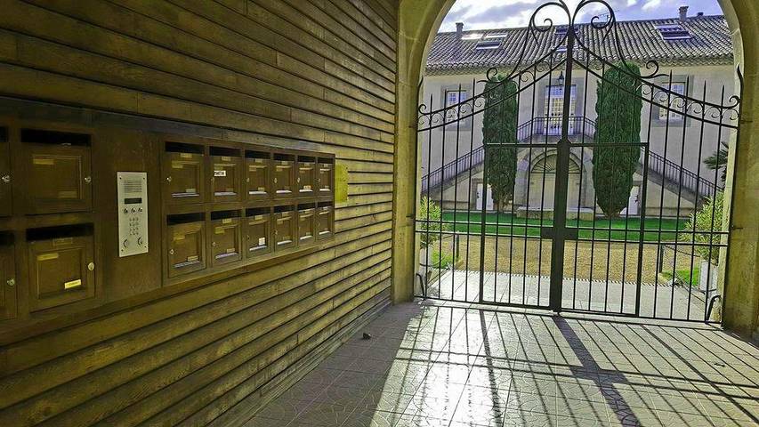 Gîte pour 5 personnes, avec piscine ainsi que jardin et terrasse à La Redorte - 3