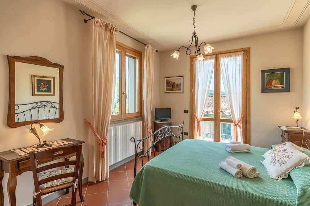 Veduta In Vinci, Tuscany in Vinci, Florence Province