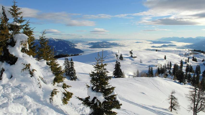 Ferienhaus für 6 Personen, mit Pool und Garten sowie Balkon in Kärnten
