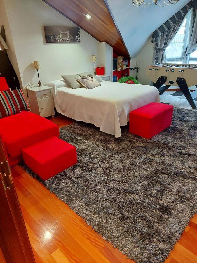 Location de vacances pour 2 personnes, avec jardin ainsi que vue et piscine à Torrelavega - 3