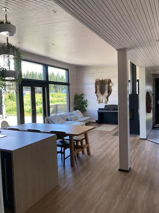 Ferienwohnung für 9 Personen, mit Whirlpool und Sauna sowie Garten - 1