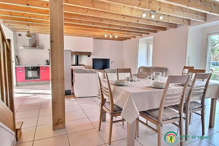 Gîte pour 8 personnes, avec jardin à Surzur - 2