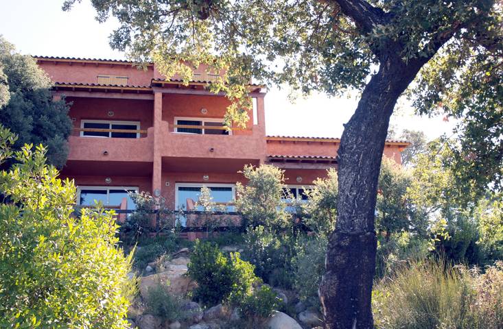 Appartamento per 4 persone, con Balcone/Terrazza e Giardino nonché Panorama in Corsica del Sud