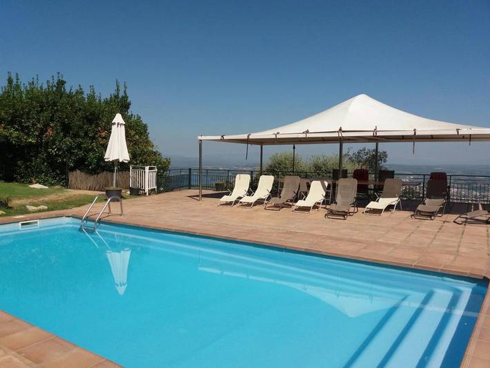 Location de vacances pour 19 personnes, avec piscine ainsi que jardin et vue à Camós - 4