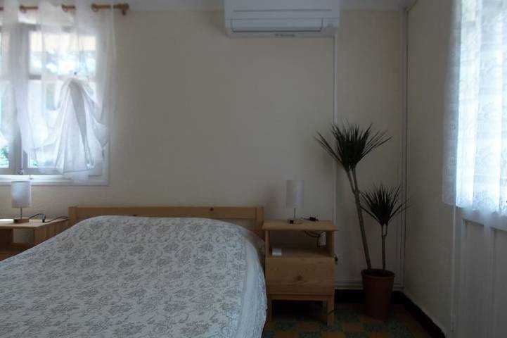 Gîte pour 3 personnes, avec jardin et terrasse dans Plage de Renécros - 2