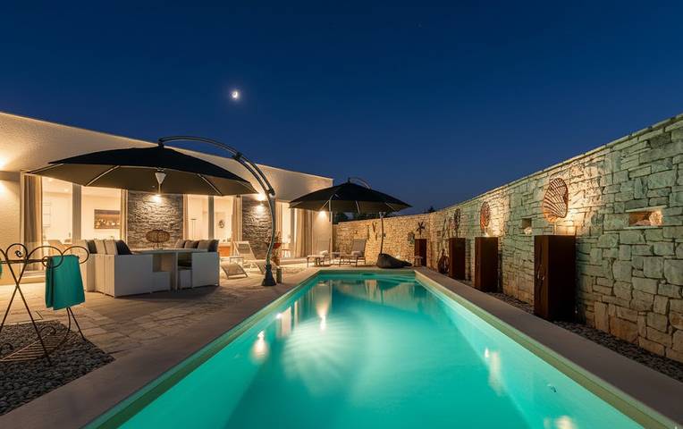 Villa pour 6 personnes, avec jardin ainsi que piscine et terrasse à Kanfanar