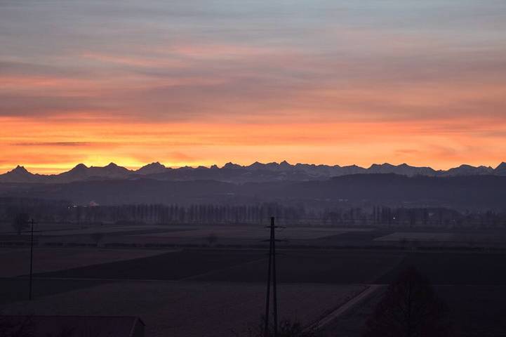 Gîte pour 6 personnes, avec Jacuzzi et Jardin à Chevroux (Vaud)