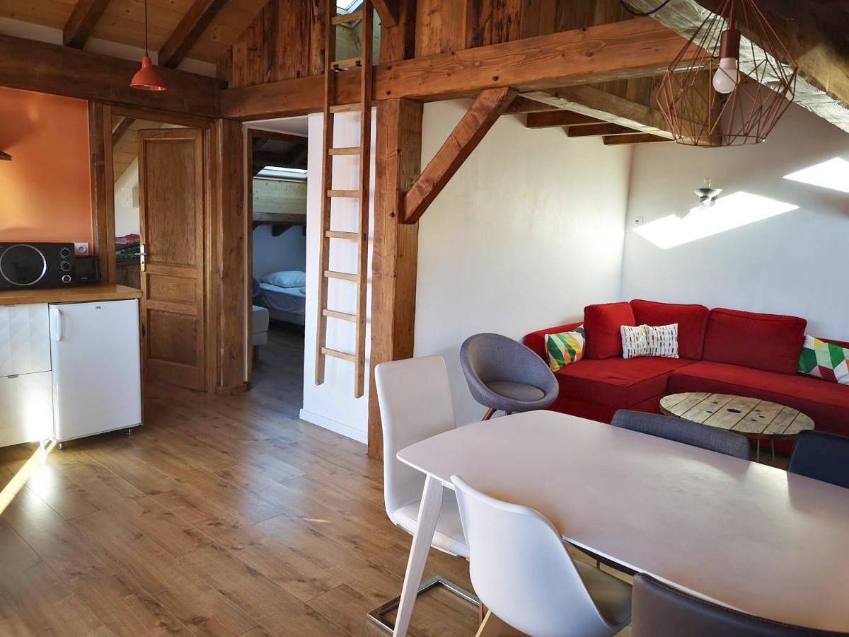 Appartement entier, Apartment with Mountain View in Bozel, Massif de la Vanoise