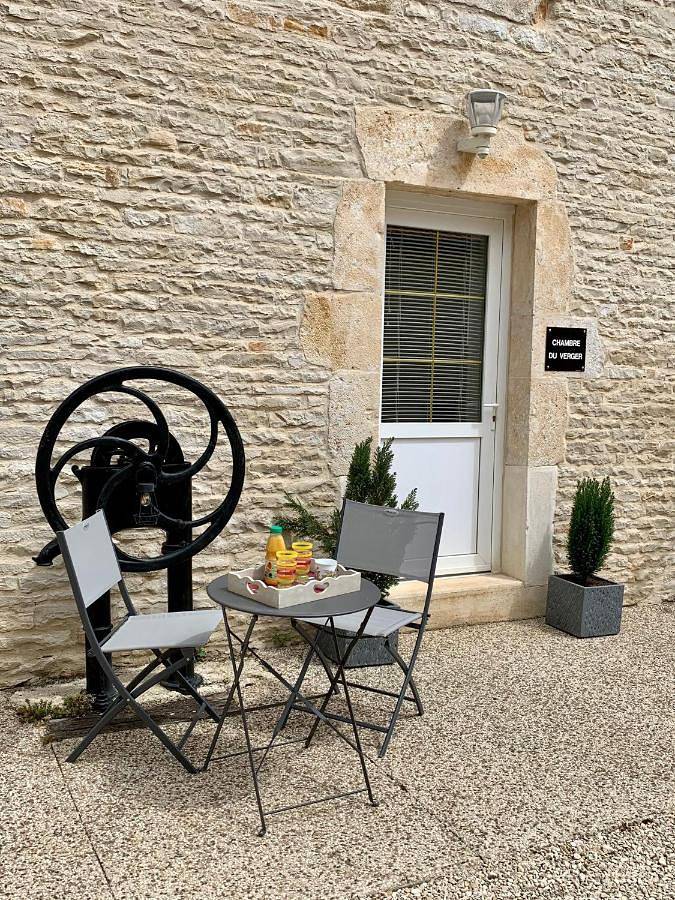 Hôtel pour 2 personnes, avec Terrasse dans Vernot
