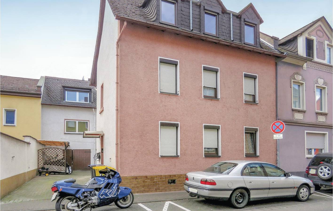 Ganze Ferienwohnung, Terrassenwohnung im Stadtzentrum mit Parkplatz und Internet in Lahnstein, Osteifel