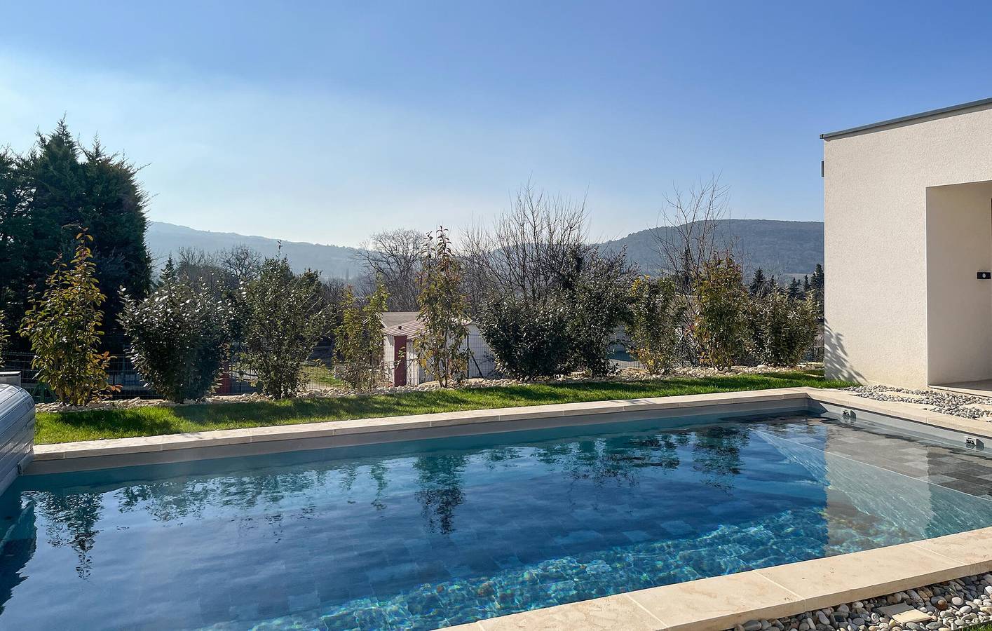 Appartement à Valaurie avec piscine, jardin et parking in Valaurie, Région de nyons