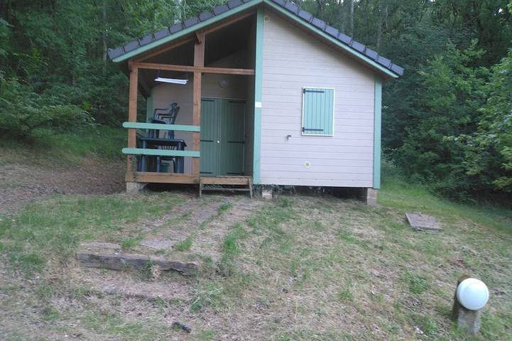Chalet für 5 Personen, mit Pool und Terrasse sowie Garten - 1