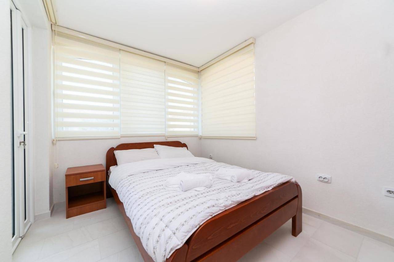Ganze Wohnung, Apartmani Tripović in Tivat, Boka Kotorska