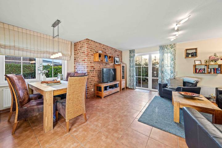 Ferienhaus für 4 Personen, mit Terrasse und Garten in Greetsiel