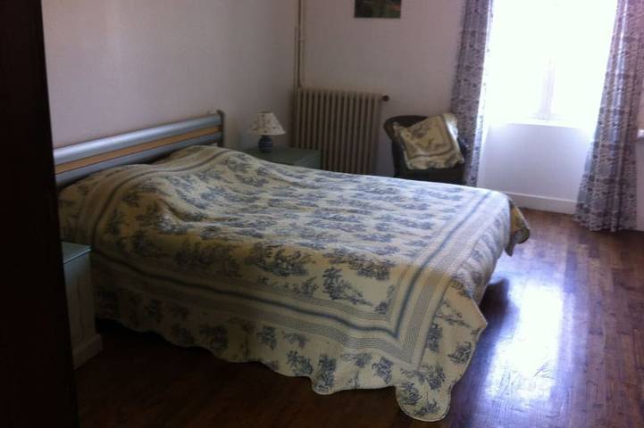 Location de vacances pour 7 personnes, avec piscine et jardin à Saint-Martial-d'Albarède - 2