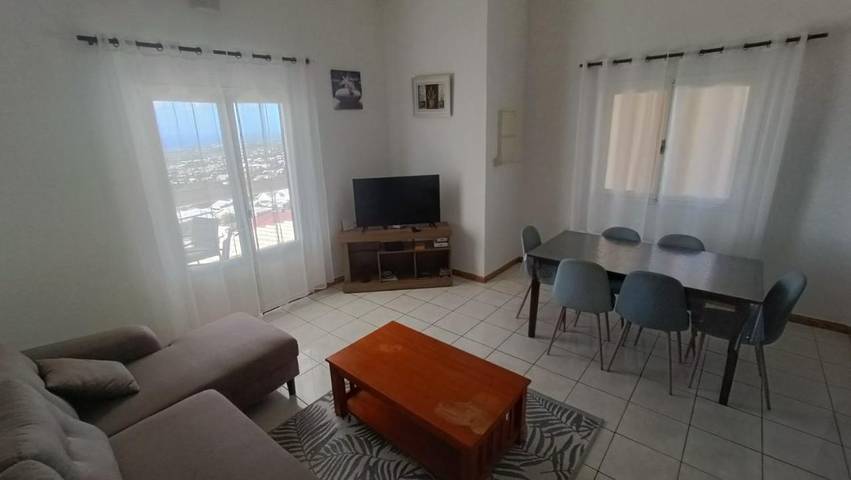 Location de vacances pour 4 personnes, avec terrasse ainsi que vue et jardin dans La Bretagne - 2