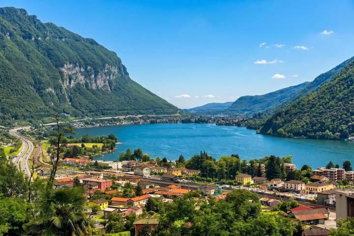 Gîte pour 6 personnes, avec jardin ainsi que piscine et vue, animaux acceptés dans Riva San Vitale - 2