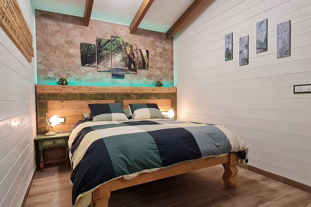 Villa Maribel , casa Aitana con piscina y cerca de la playa in Busot, Costa Blanca