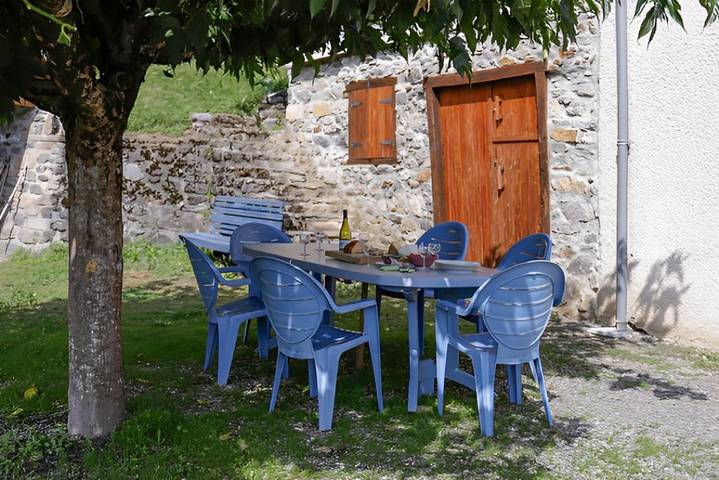 Gîte pour 12 personnes, avec jardin et terrasse à Sengouagnet - 4