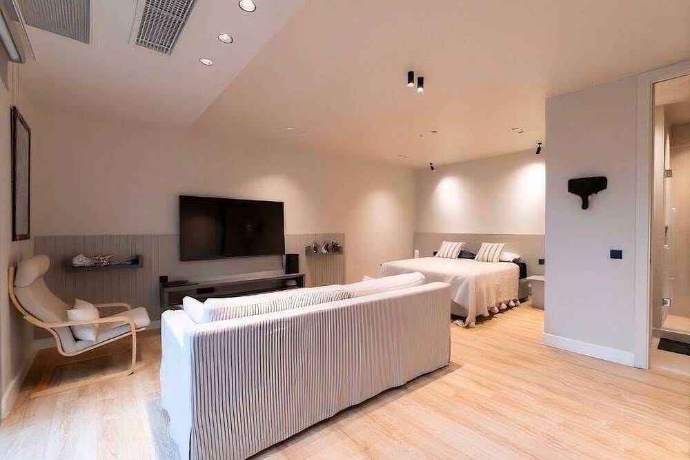 Fully Private Duplex Designer Villa with Sea Views in Bodrum in Bodrum, Türkische Ägäis