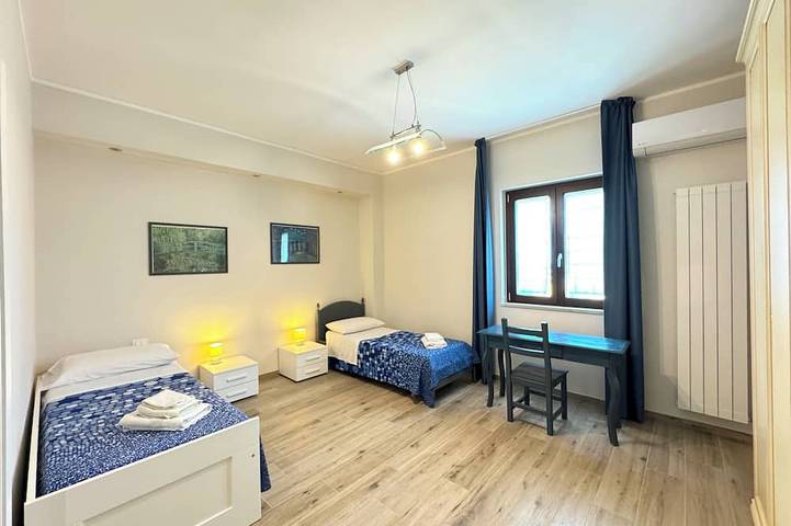 Entire apartment, Beautiful apartment A Few Steps from the sea! in Spiaggia de Isola delle Femmine, Capaci