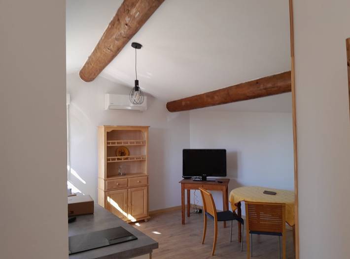 Gîte pour 2 personnes, avec jardin dans Parc naturel régional du Mont-Ventoux - 3