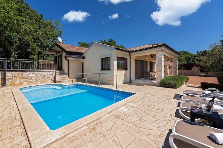 Casa vacanza per 6 persone, con terrazza e giardino - 1