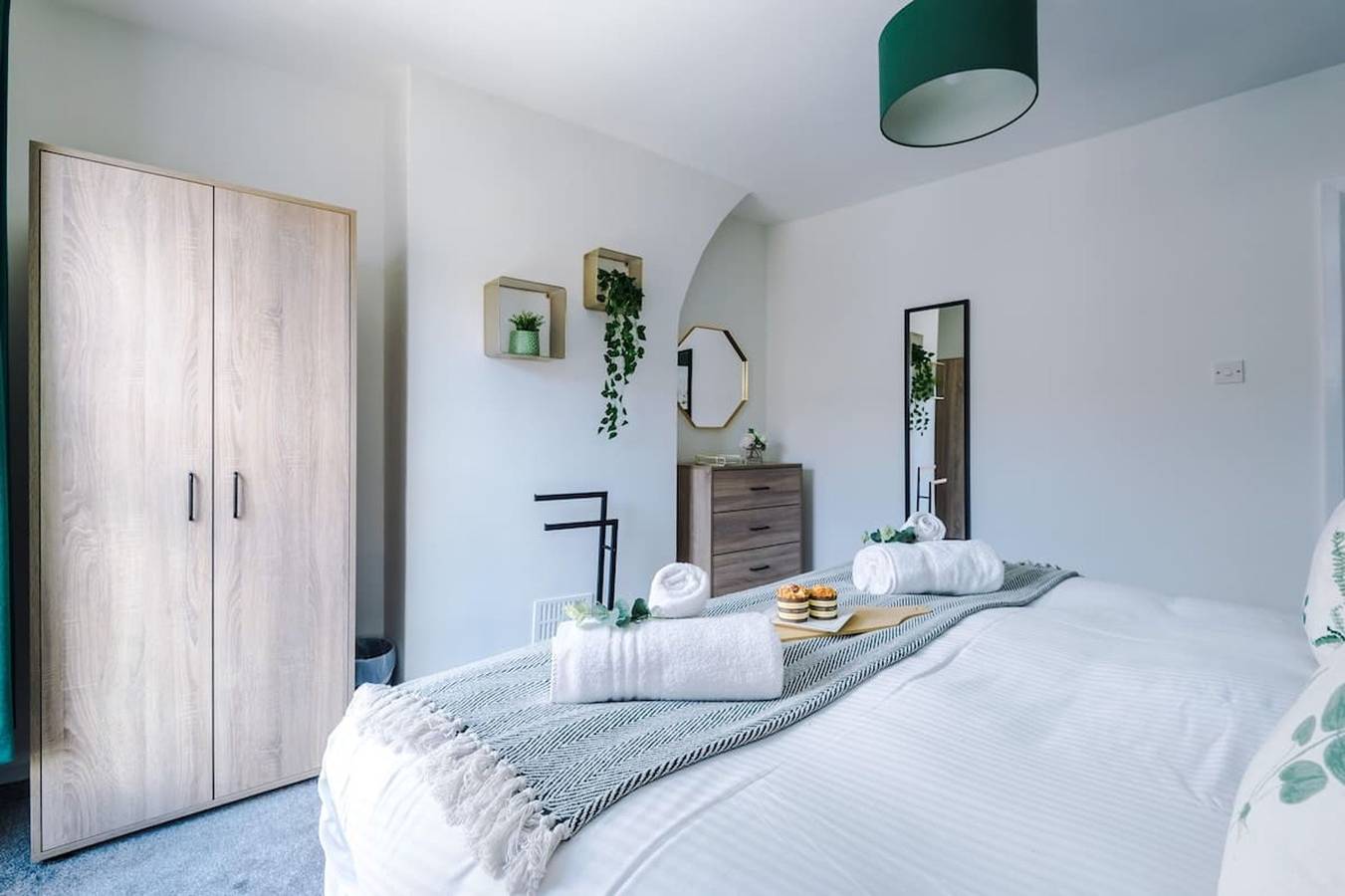 Entire apartment, Fresh house  amazing location  great for couples in Chester, Cheshire West and Chester